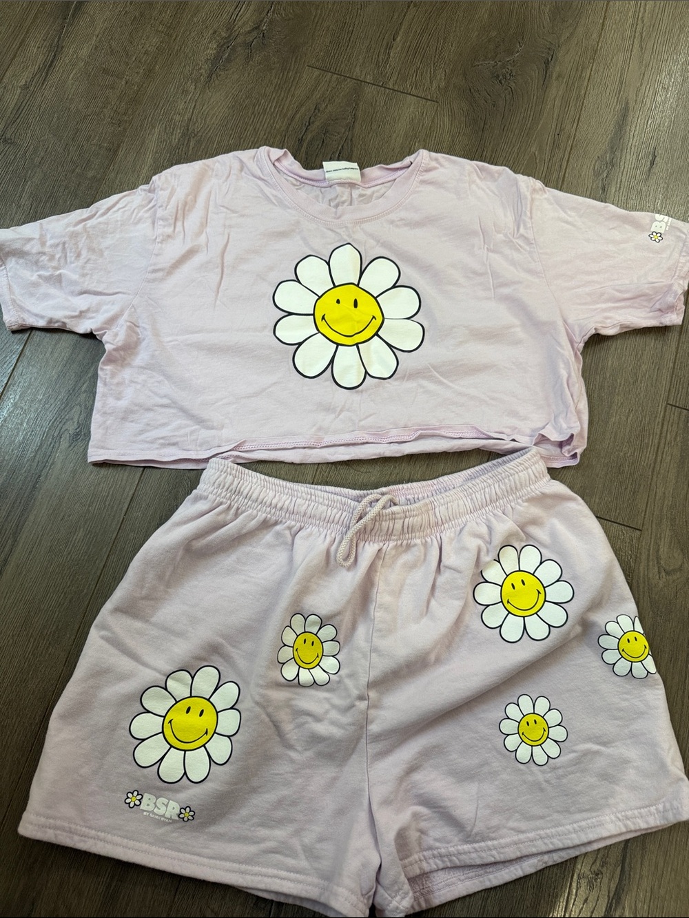 Samii Ryan tee and shorts Smiley purple set